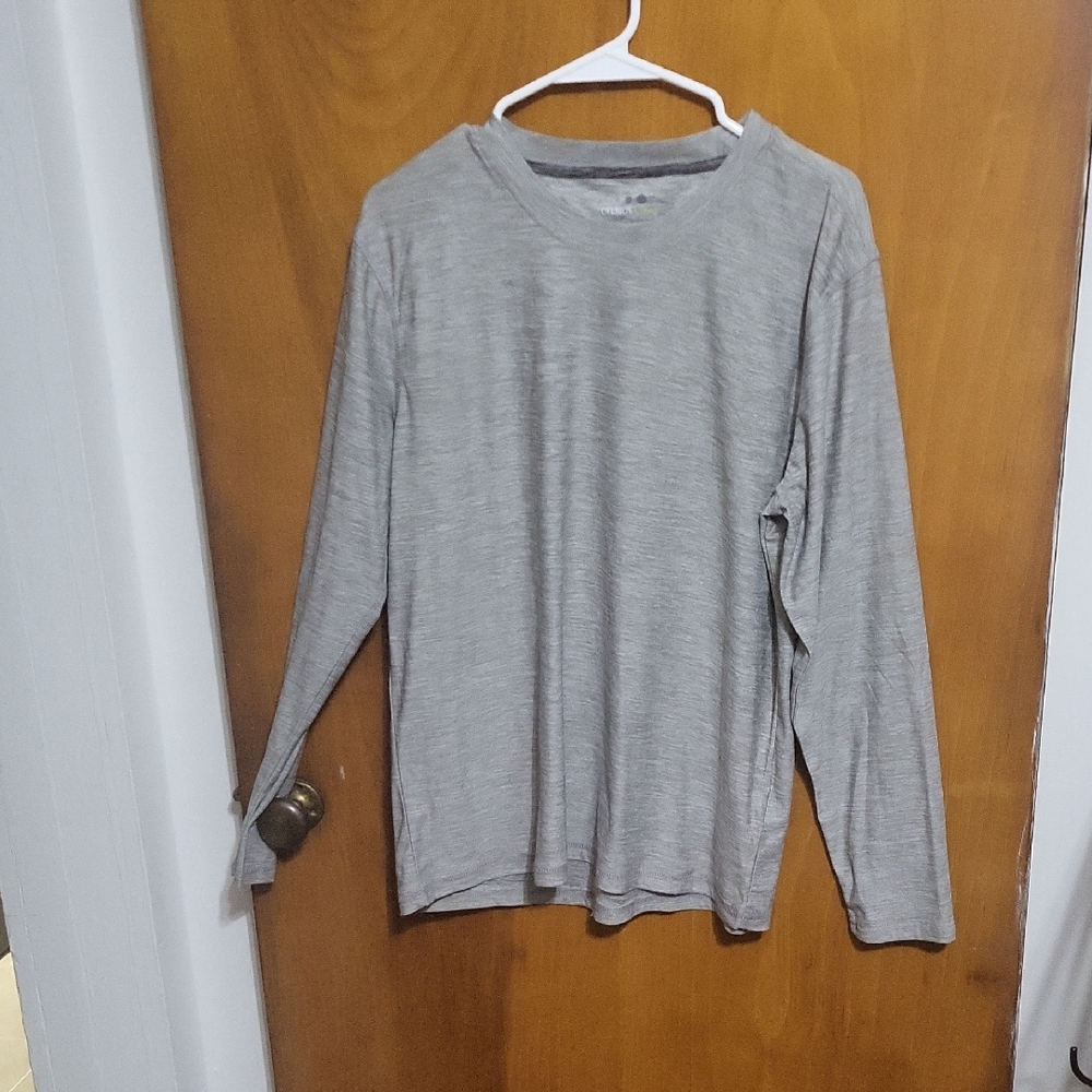 Womens Activewear Top Size Medium